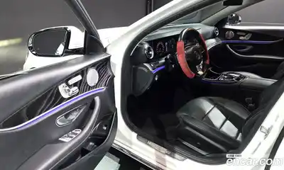 Mercedes-Benz E-Class 2018 2.0 Автомат в Москве № 764558, миниатюра 11