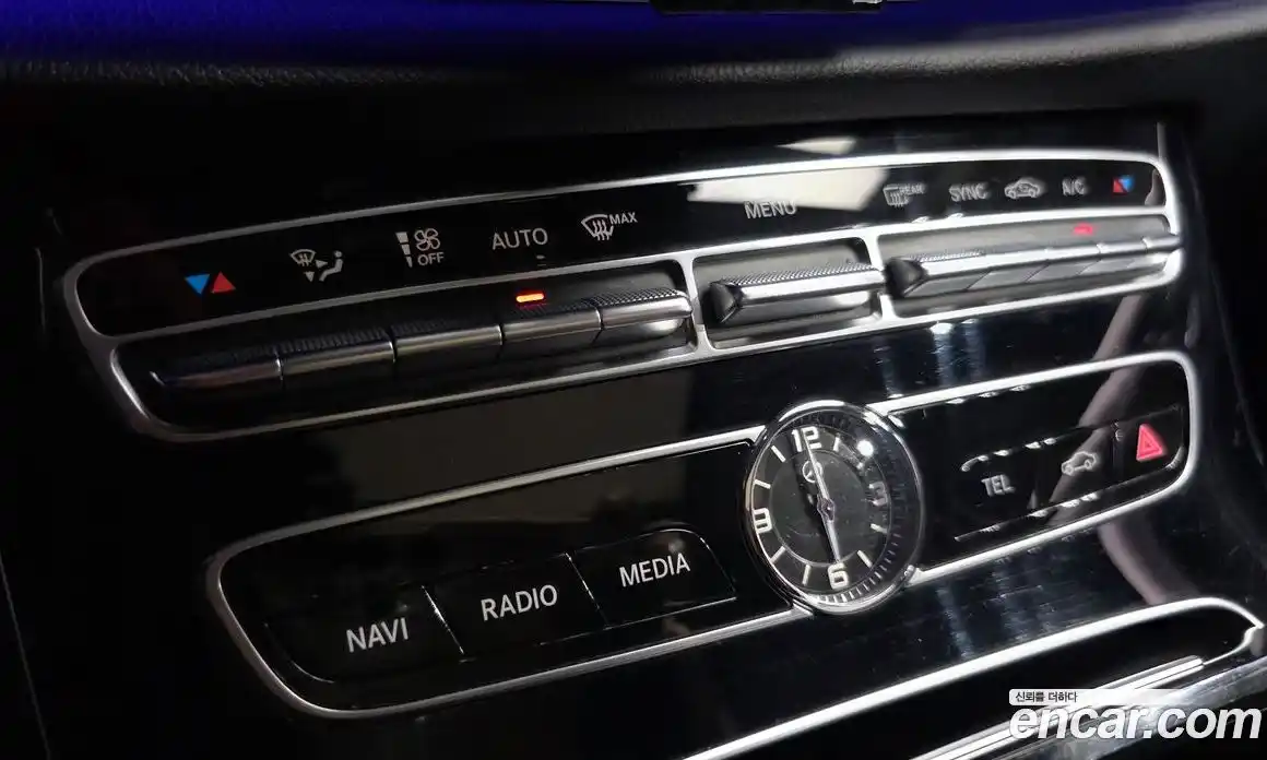 Mercedes-Benz E-Class 2018 2.0 Автомат в Москве № 764558, фото 16