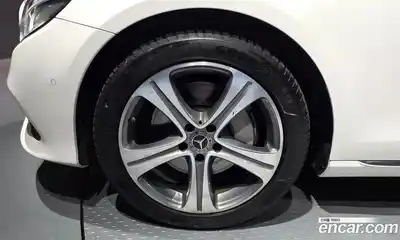 Mercedes-Benz E-Class 2018 2.0 Автомат в Москве № 764558, миниатюра 5