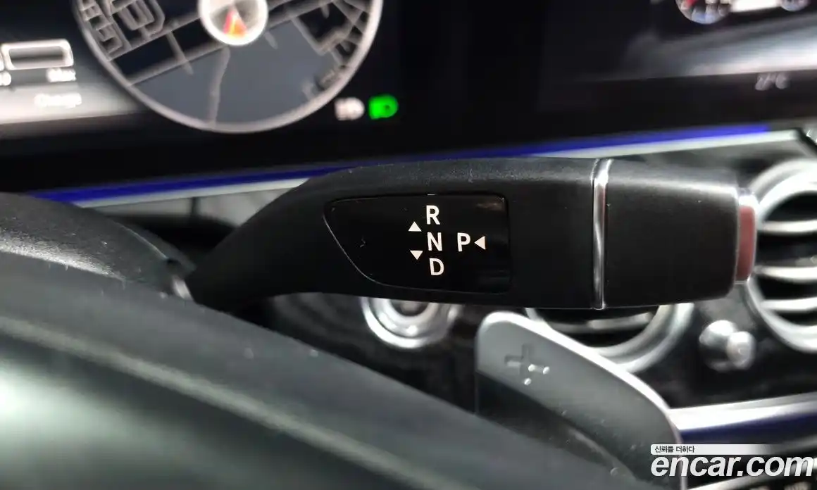 Mercedes-Benz E-Class 2018 2.0 Автомат в Москве № 764558, фото 9