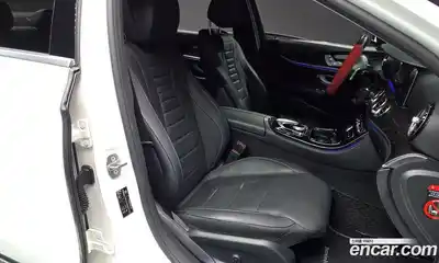 Mercedes-Benz E-Class 2018 2.0 Автомат в Москве № 764558, миниатюра 10
