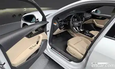 Audi A4 2022 2.0 Автомат в Москве № 764942, миниатюра 10