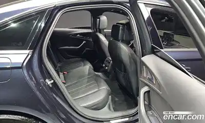 Audi A6 2018 2.0 Автомат в Москве № 765116, миниатюра 11