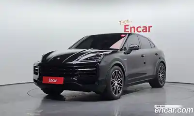 Porsche Cayenne 2025 3.0 Автомат в Москве № 765470, миниатюра 1