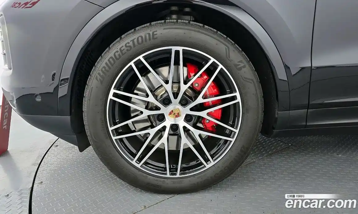 Porsche Cayenne 2025 3.0 Автомат в Москве № 765470, фото 5