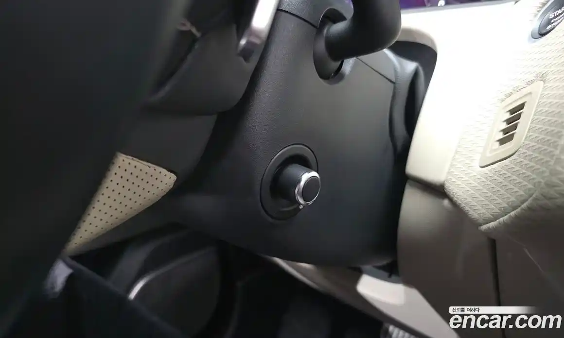 Land Rover Range-Rover Velar 2019 3.0 Автомат в Москве № 766057, фото 12