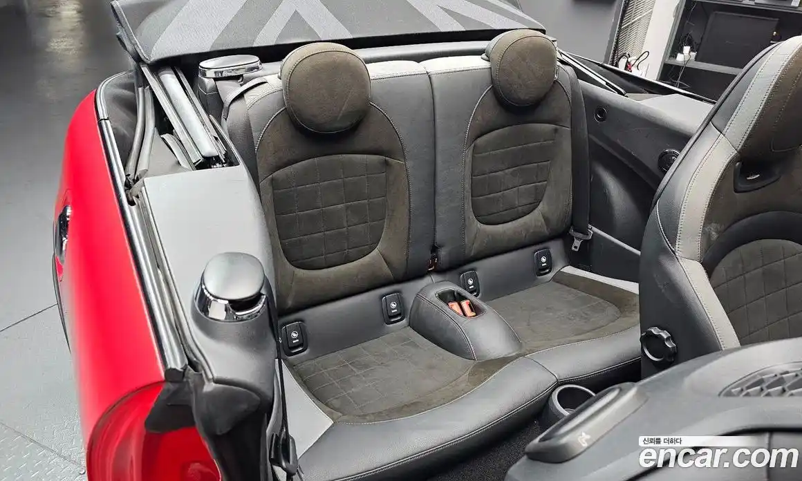 Mini Cooper Convertible 2020 2.0 Автомат в Москве № 766267, фото 11