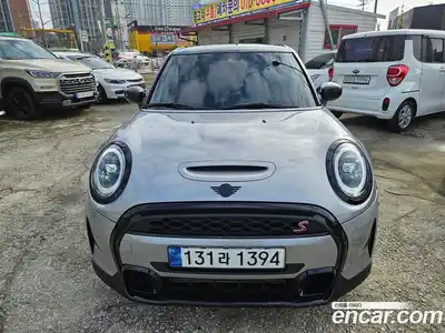 Mini Cooper 2024 2.0 Автомат в Москве № 766357, миниатюра 2