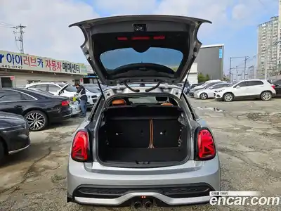 Mini Cooper 2024 2.0 Автомат в Москве № 766357, миниатюра 7