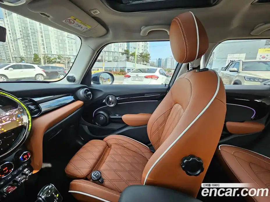 Mini Cooper 2024 2.0 Автомат в Москве № 766357, фото 10