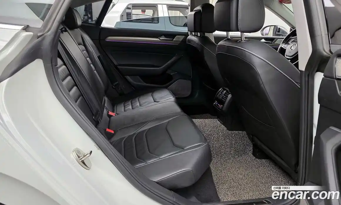 Volkswagen Arteon 2019 2.0 Автомат в Москве № 767125, фото 12