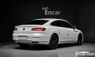 Volkswagen Arteon 2019 2.0 Автомат в Москве № 767125, миниатюра 2