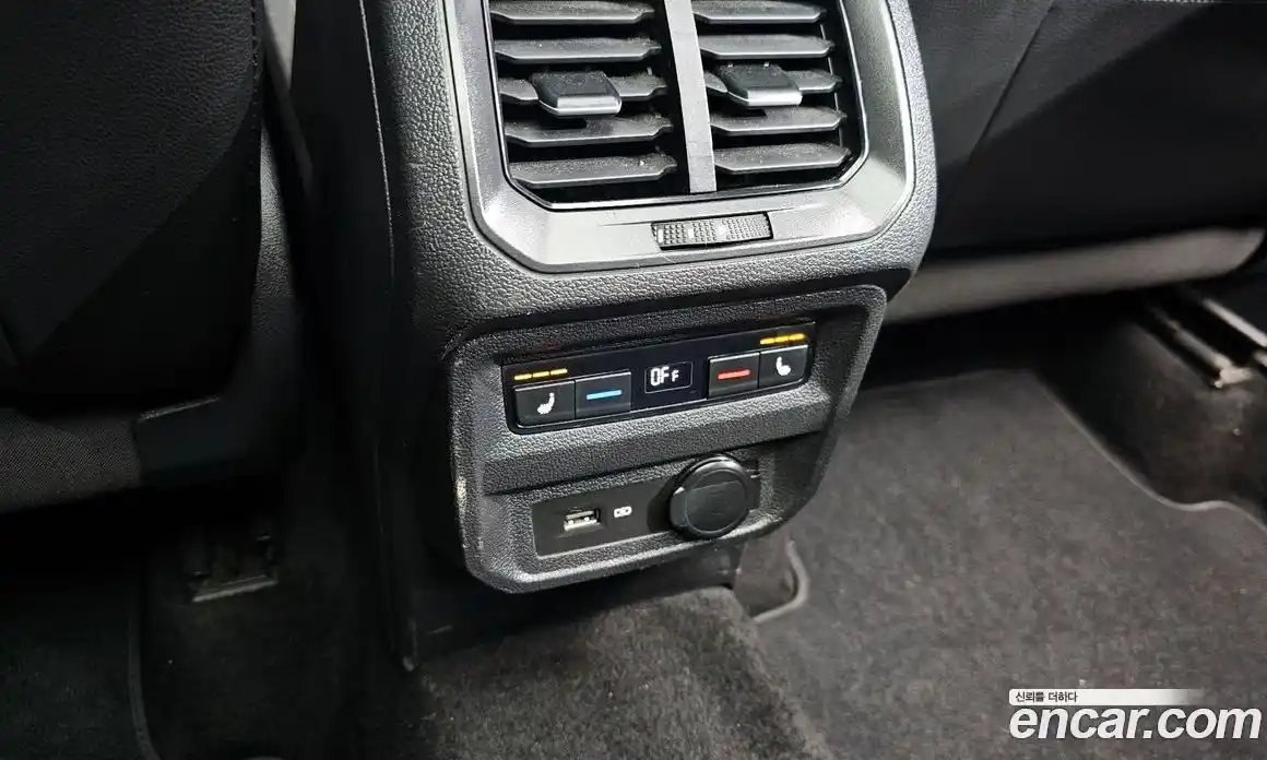 Volkswagen Tiguan 2020 2.0 Автомат в Москве № 767198, фото 17