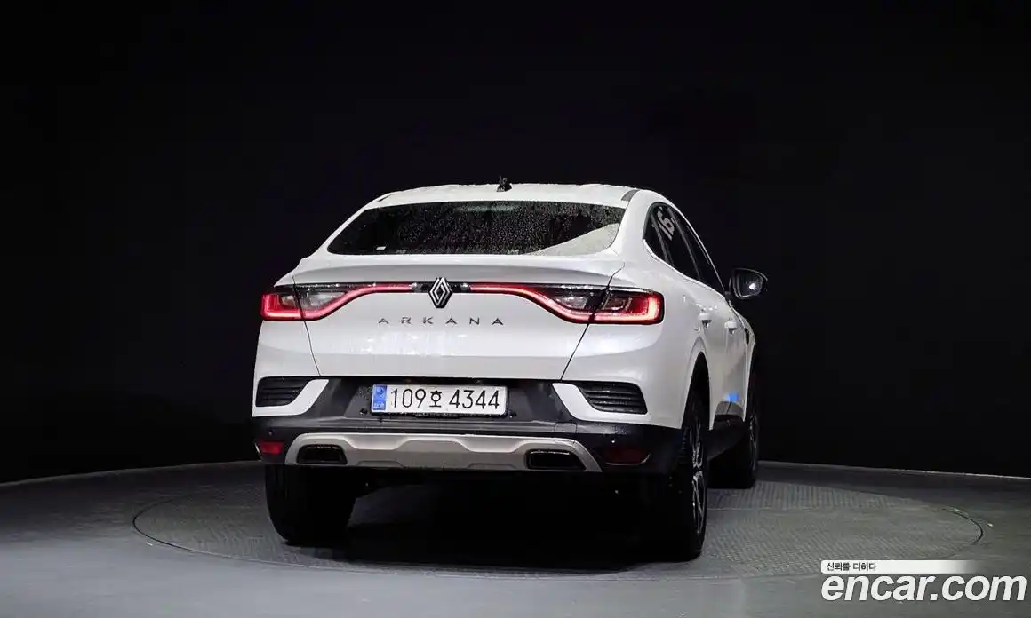 Renault Arkana 2026 1.6 Автомат в Москве № 106649, фото 4