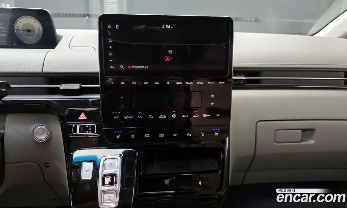 Hyundai Staria 2023 2.2 Автомат в Москве № 113245, фото 17