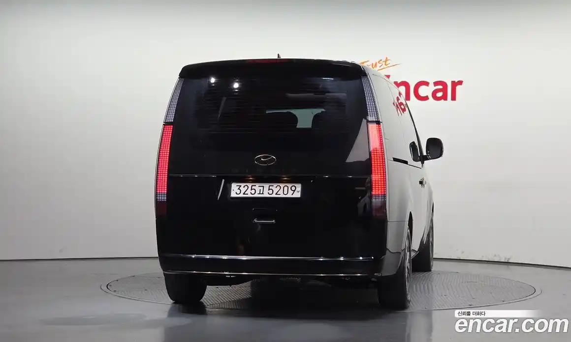 Hyundai Staria 2023 2.2 Автомат в Москве № 113245, фото 4