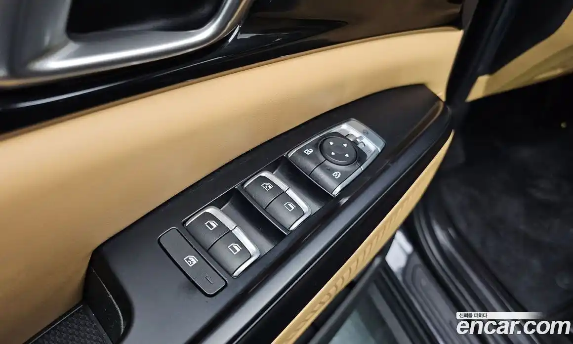 Kia Canival 2023 2.2 Автомат в Москве № 120976, фото 17