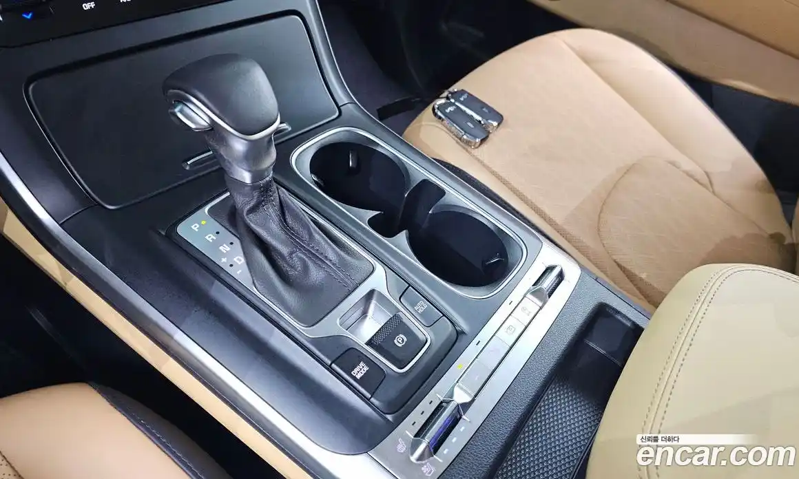 Kia Canival 2023 2.2 Автомат в Москве № 120976, фото 9