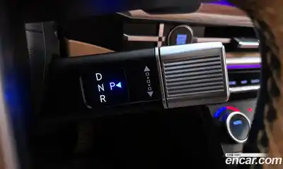 Hyundai Santa Fe 2024 2.5 Автомат в Москве № 124079, миниатюра 9