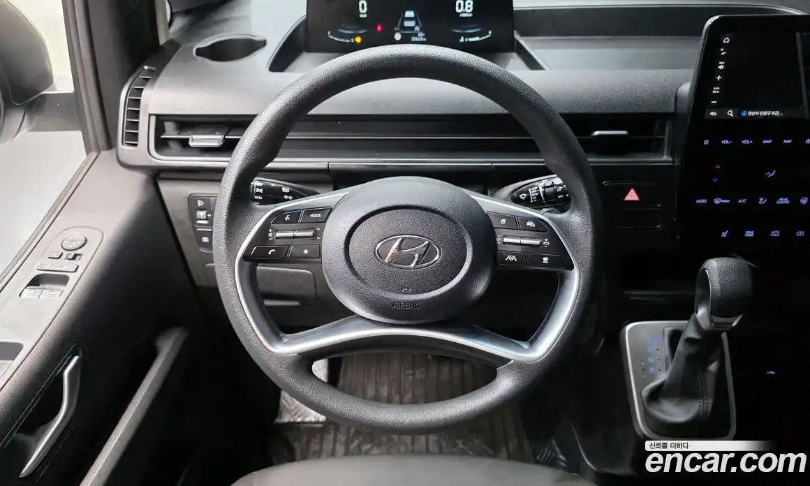 Hyundai Staria 2022 2.2 Автомат в Москве № 125340, фото 13