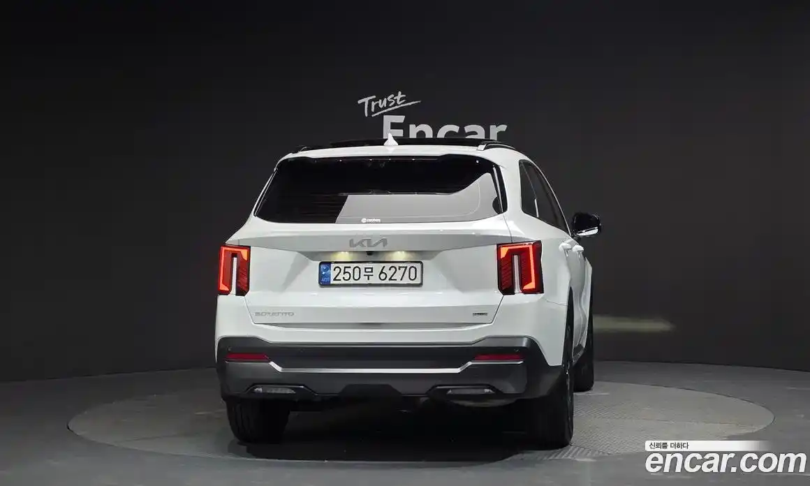 Kia Sorento 2024 1.6 Автомат в Москве № 132911, фото 4