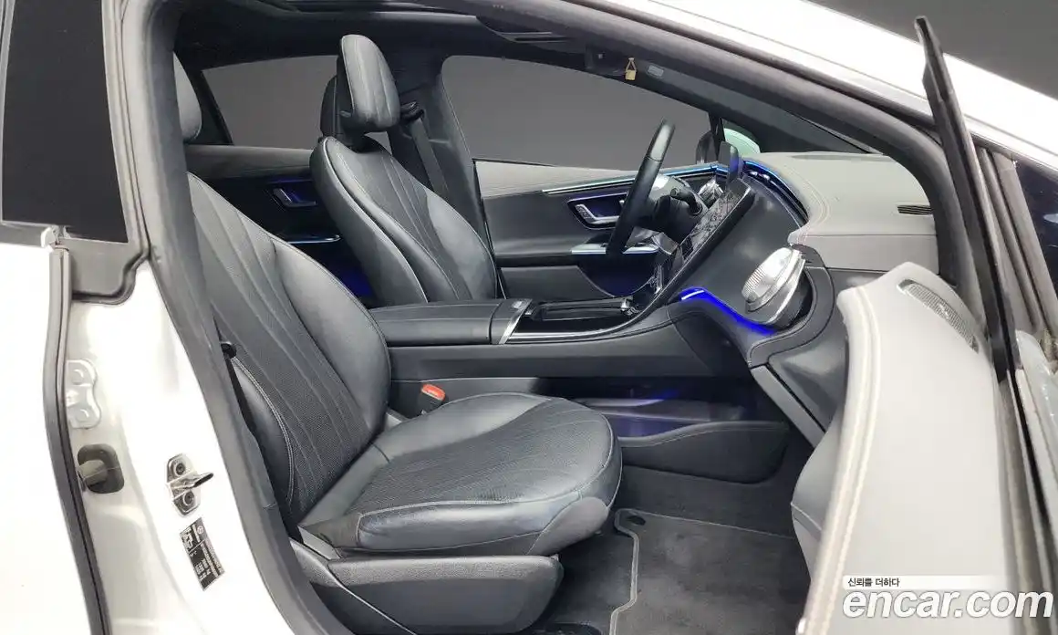 Mercedes-Benz EQE 2022 0.3 Автомат в Москве № 142305, фото 11