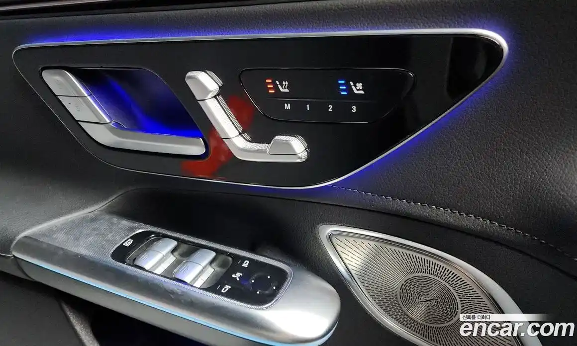 Mercedes-Benz EQE 2022 0.3 Автомат в Москве № 142305, фото 18