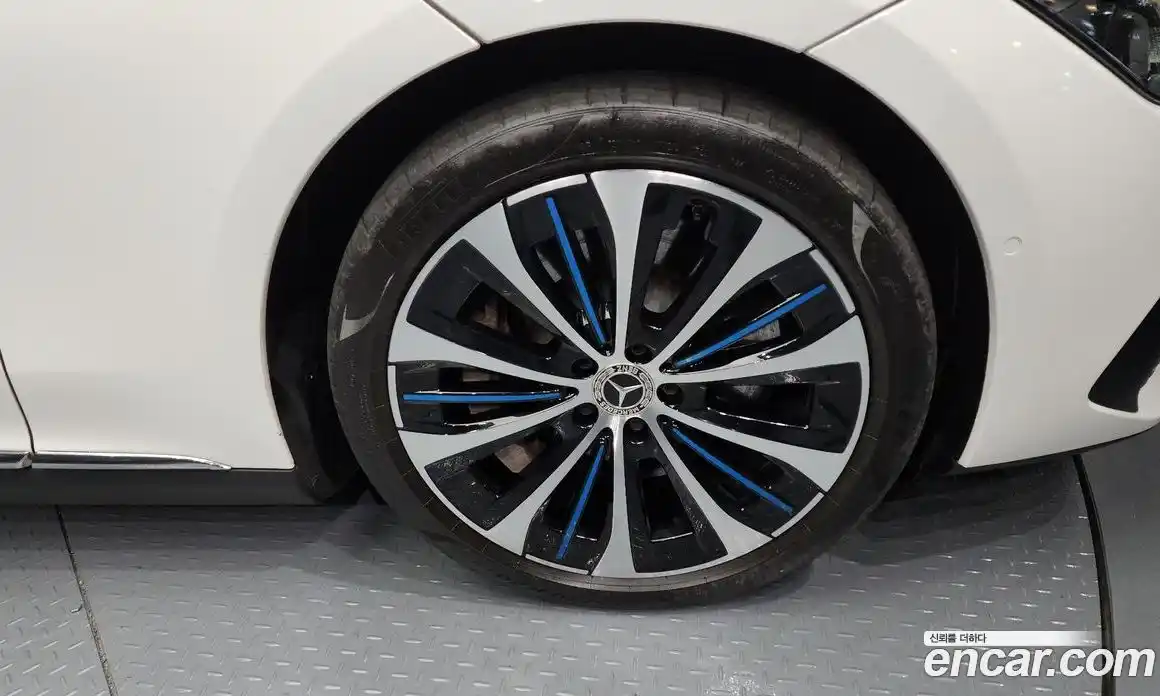 Mercedes-Benz EQE 2022 0.3 Автомат в Москве № 142305, фото 5