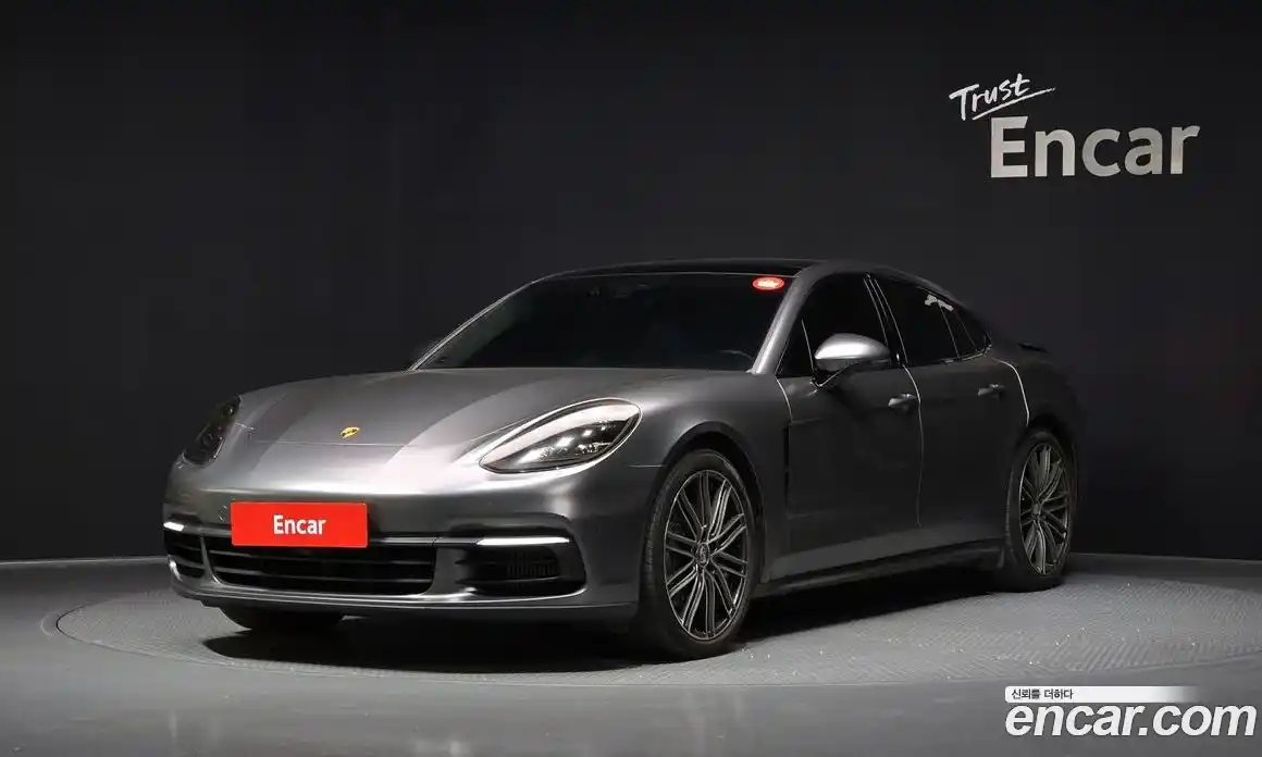 Porsche Panamera 2018 2.9 Автомат в Москве № 197640, фото 1