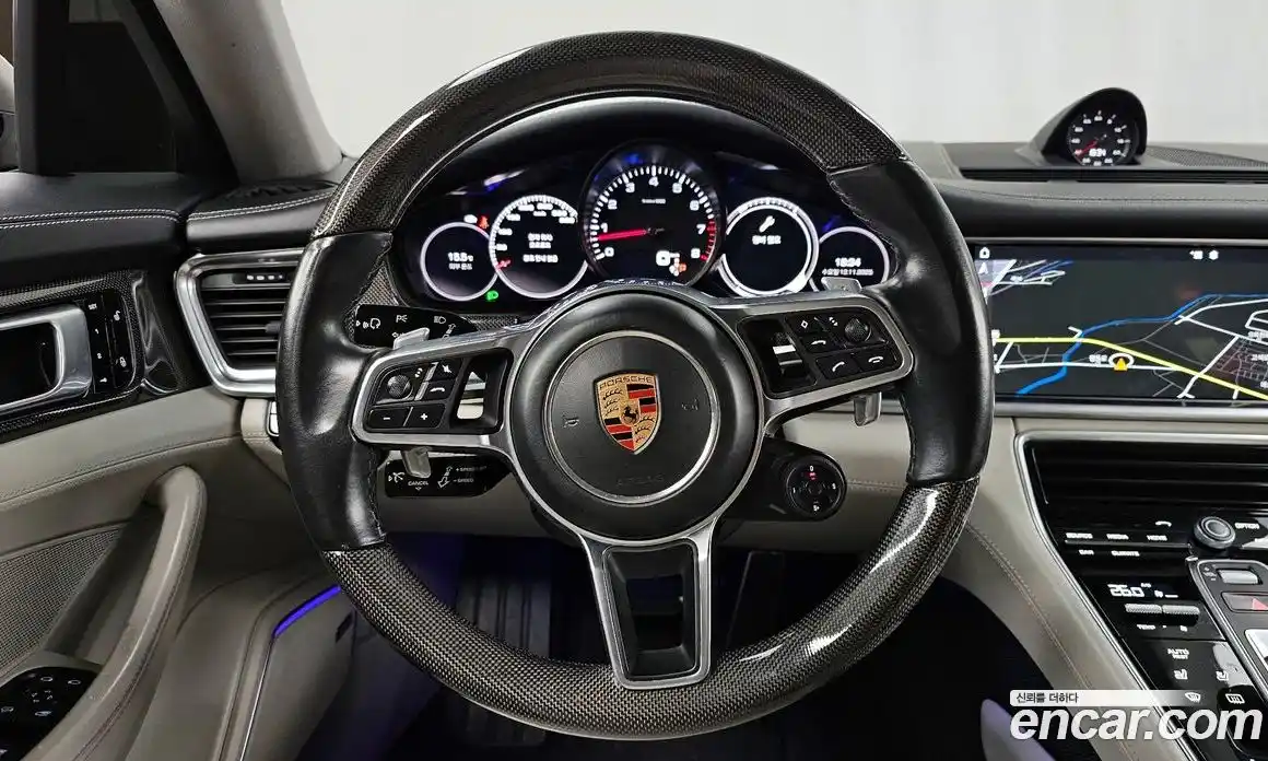 Porsche Panamera 2018 2.9 Автомат в Москве № 197640, фото 13