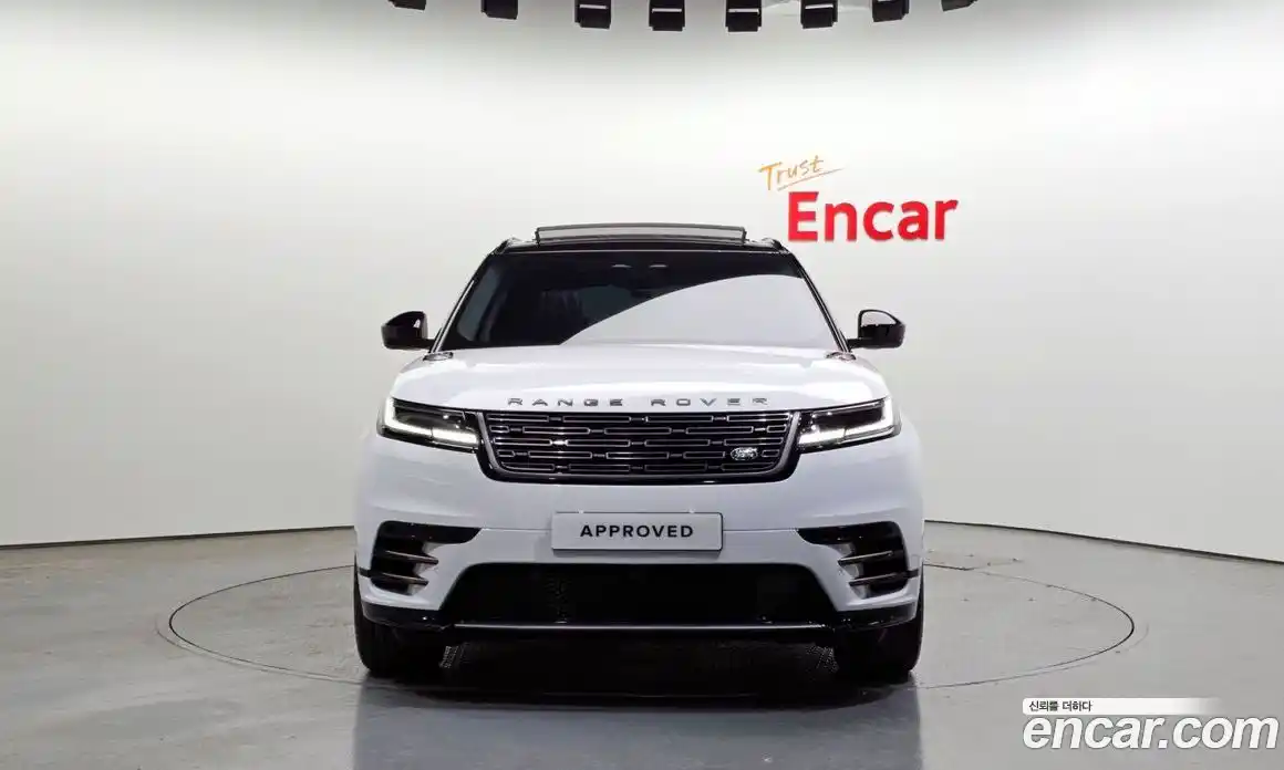 Land Rover Range-Rover Velar 2025 3.0 Автомат в Москве № 198099, фото 8