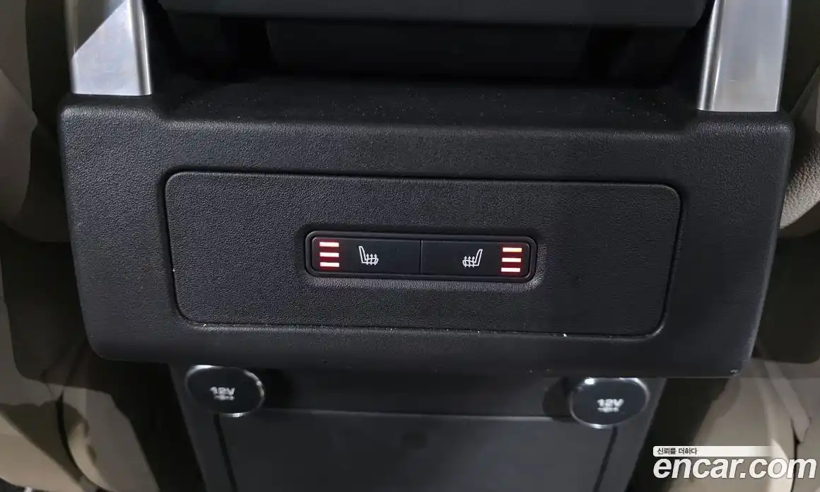 Land Rover Discovery 2018 2.0 Автомат в Москве № 198183, фото 18