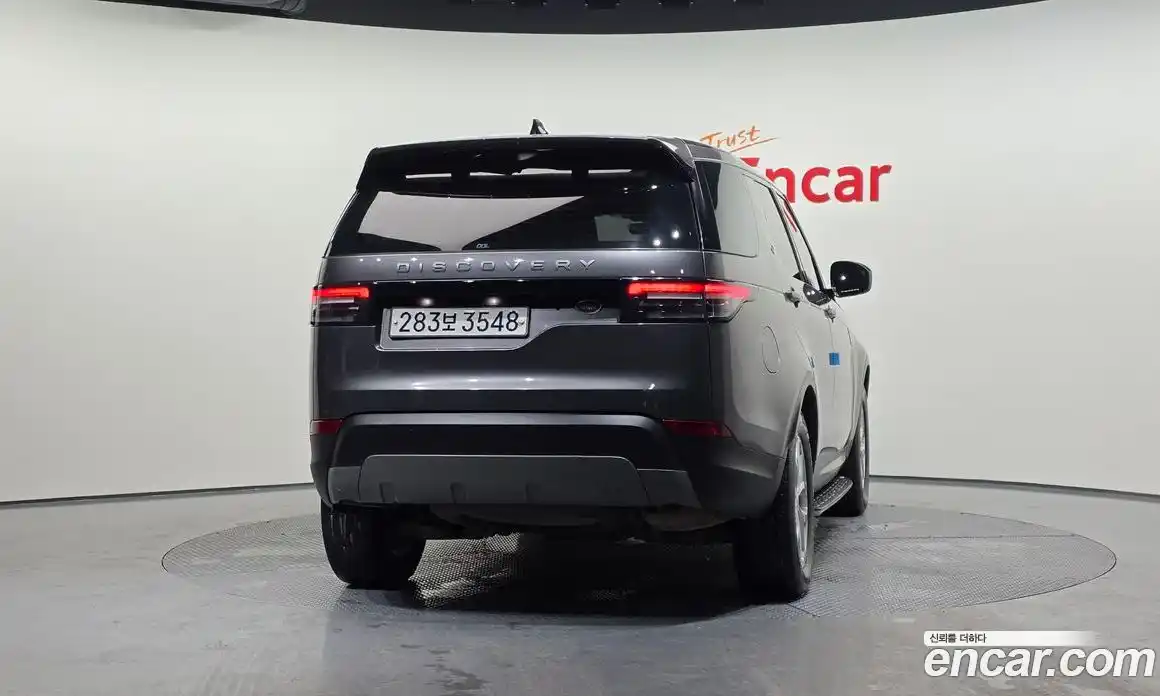 Land Rover Discovery 2018 2.0 Автомат в Москве № 198183, фото 4