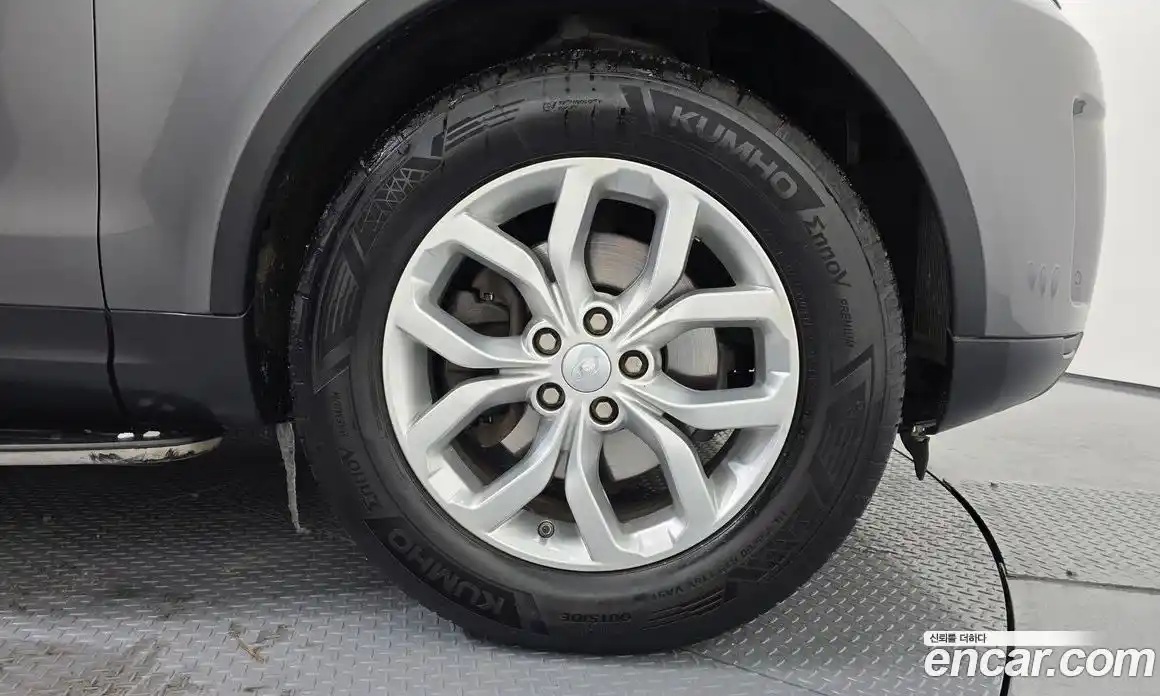 Land Rover Discovery 2018 2.0 Автомат в Москве № 198183, фото 5