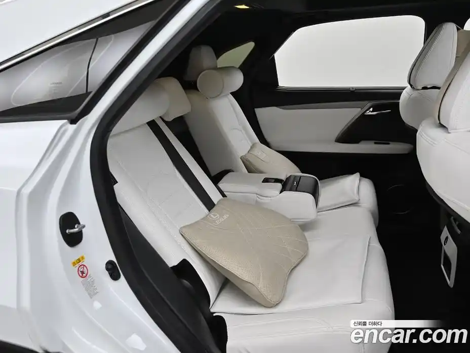 Lexus RX 2017 3.5 Вариатор в Москве № 214599, фото 13