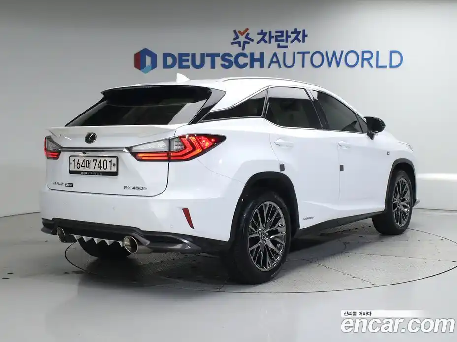 Lexus RX 2017 3.5 Вариатор в Москве № 214599, фото 3