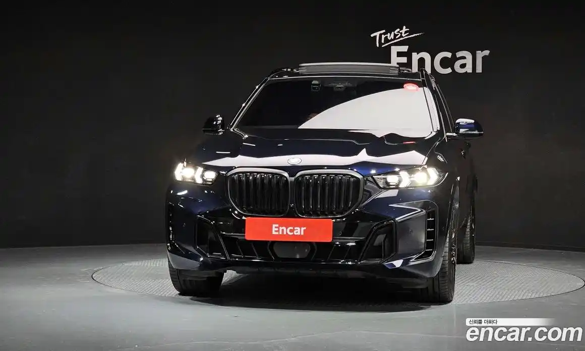 BMW X5 2024 3.0 Автомат в Москве № 228341, фото 3