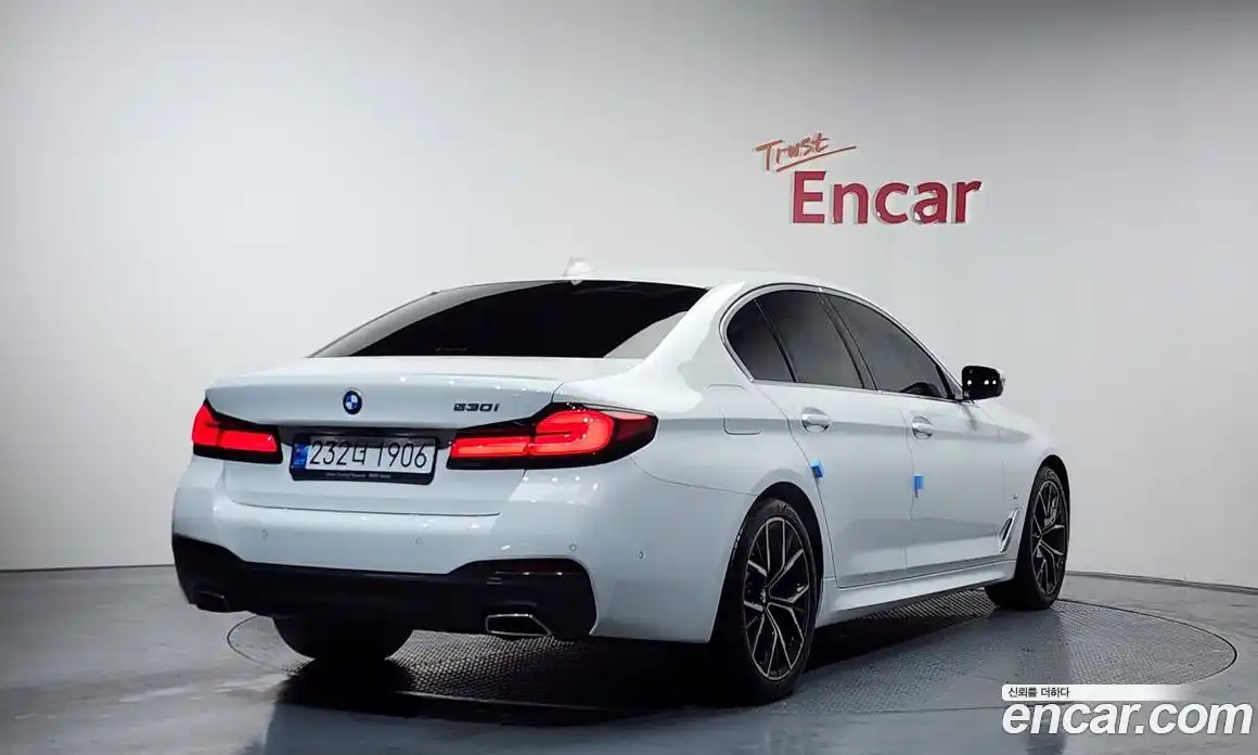 BMW 5-Series 2022 2.0 Автомат в Москве № 228727, фото 2