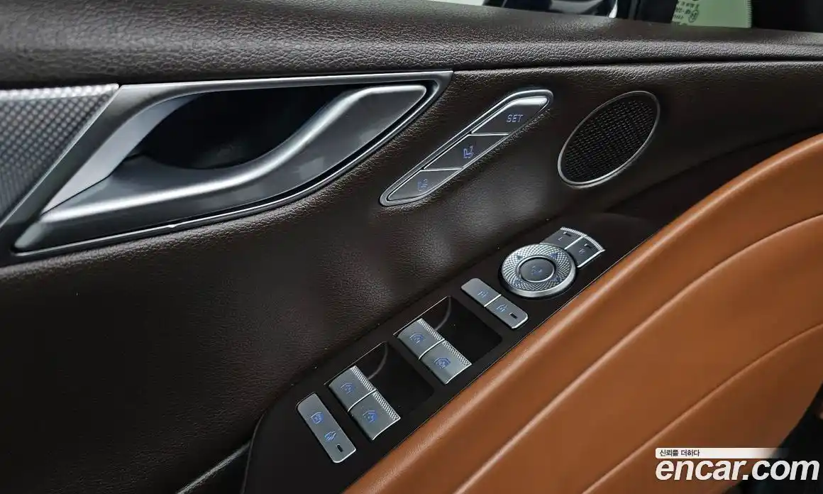 Genesis G80 2023 2.5 Автомат в Москве № 25382, фото 18