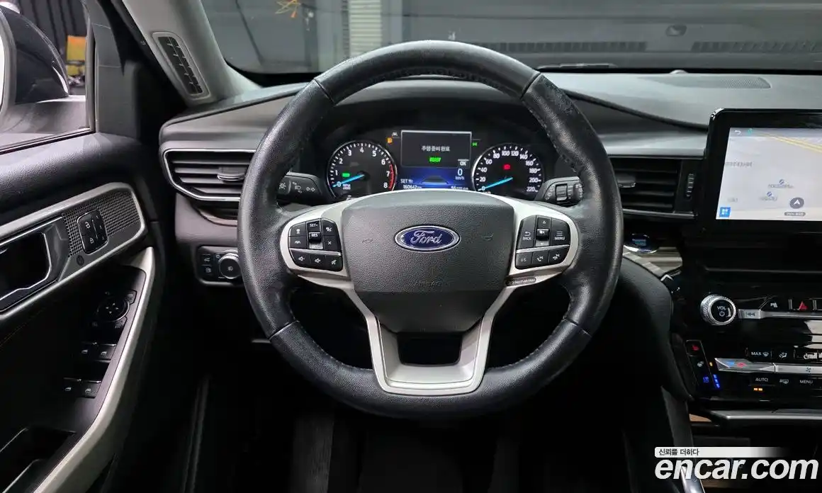 Ford Explorer 2022 3.3 Автомат в Москве № 273475, фото 13
