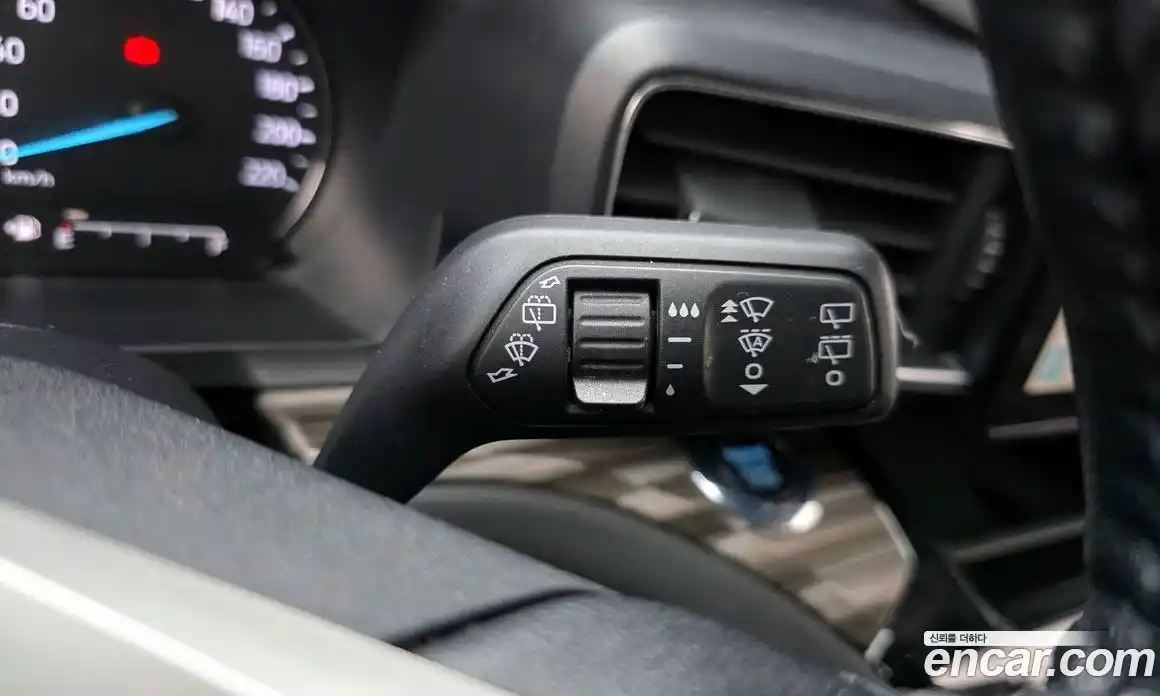 Ford Explorer 2022 3.3 Автомат в Москве № 273475, фото 15