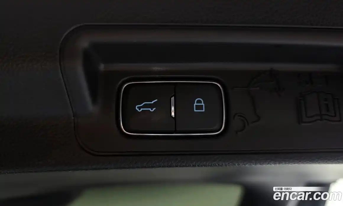 Ford Explorer 2022 3.3 Автомат в Москве № 273475, фото 19