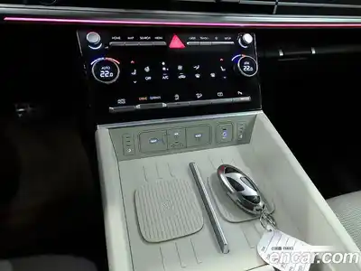 Hyundai Santa Fe 2024 2.5 гидро в Москве № 2931, миниатюра 11