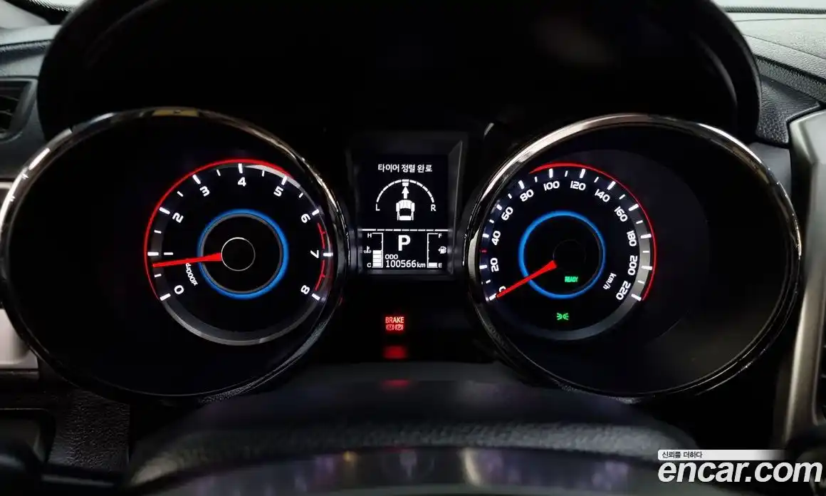 SsangYong TIBOLI 2015 1.6 Автомат в Москве № 32412, фото 8