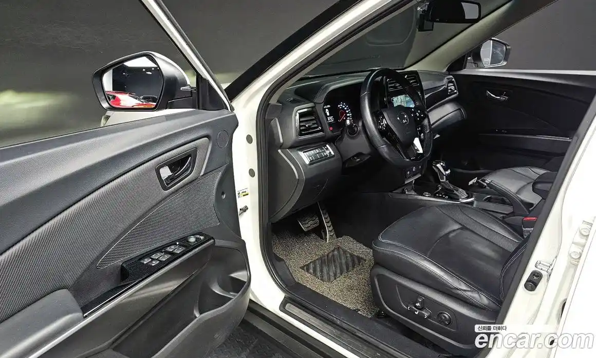 SsangYong TIBOLI 2020 1.5 Автомат в Москве № 32957, фото 11