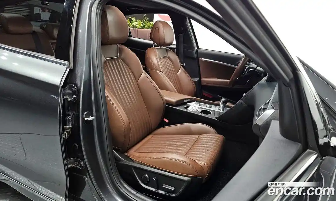 Genesis G70 2020 2.0 Автомат в Москве № 57093, фото 10