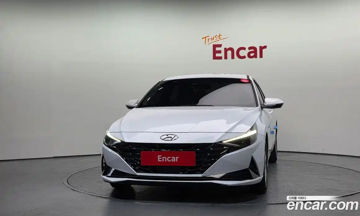 Hyundai Avante 2021 1.6 Автомат в Москве № 715307, фото 3