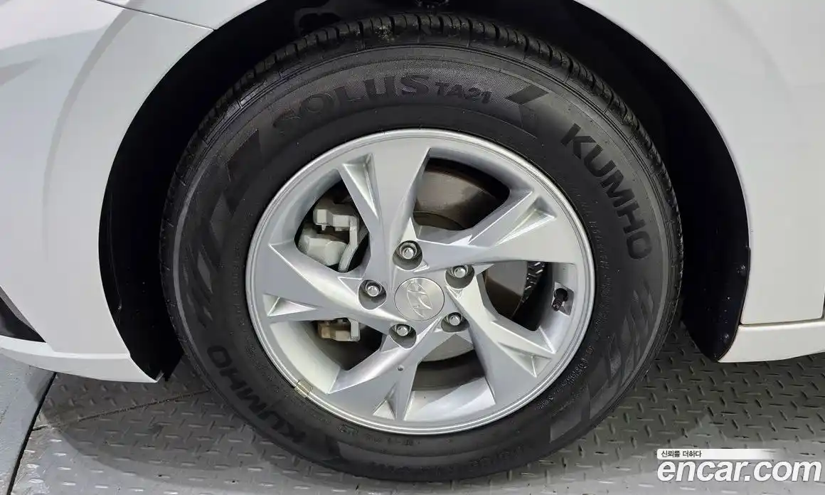 Hyundai Avante 2021 1.6 Автомат в Москве № 715307, фото 5