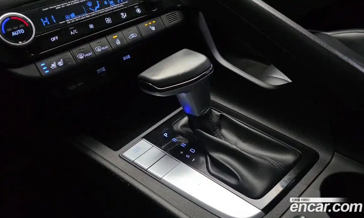 Hyundai Avante 2021 1.6 Автомат в Москве № 715307, фото 9