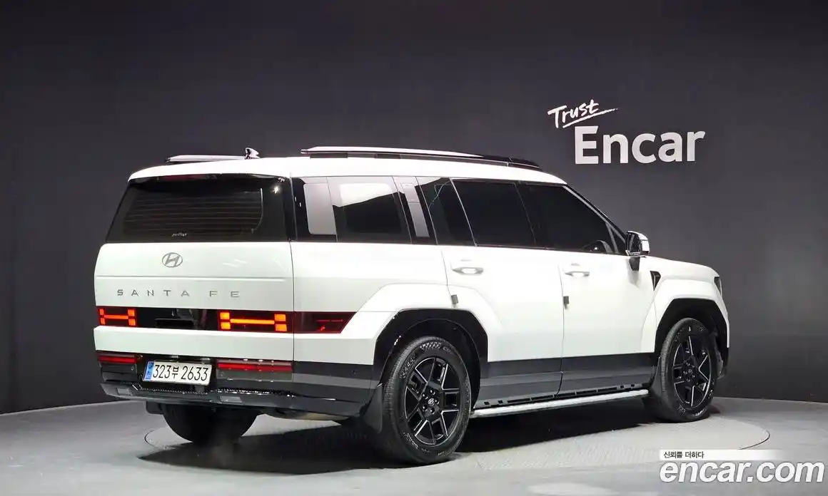 Hyundai Santa Fe 2023 1.6 Автомат в Москве № 715415, фото 2